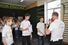 метание ножей, ,22 марта 2015 года в Москве прошло Первенство Москвы по спортивному метанию ножа среди детей до 16 лет.  