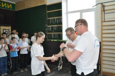метание ножей, ,22 марта 2015 года в Москве прошло Первенство Москвы по спортивному метанию ножа среди детей до 16 лет.  