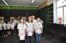 метание ножей, ,22 марта 2015 года в Москве прошло Первенство Москвы по спортивному метанию ножа среди детей до 16 лет.  