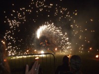 метание ножей, ,August 20-23, 2015 in Notingemshire, Great Britain, the home of Robin Hood, was held the world championship according to the European Association throwers knives and axes. The competition was attended by more than 130 athletes from 11 countries. I gathered from different sources photographs of this wonderful event. Photos Rosanna Beltracchi, Pascal Boucreux, Lynn Dakin Ball, Roland Meyer-Speicher and other 