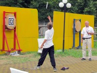 метание ножей, ,Август 2012 года, дом отдыха Космодром, Московская область под Пушкино 