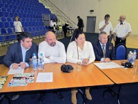 метание ножей, ,15-17 ноября 2013 года в городе Пушкино Московской области проходил Чемпионат Мира по спортивному метанию ножа федерации Unifight. 