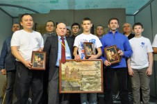 метание ножей, ,1 марта 2014 года на выставке