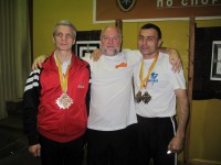 метание ножей, ,6-7 декабря 2014 года под Рязанью прошел Чемпионат Мира по Универсальному бою в дисциплине Спортивное метание ножа. Несмотря на небольшой круг участников соревнования получились очень упорными.  