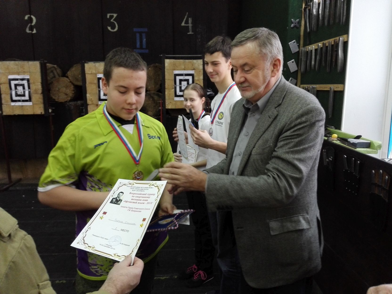 метание ножей, ,19 and 20 December 2015 in Moscow hosted the annual All-Russian tournament in knife throwing 