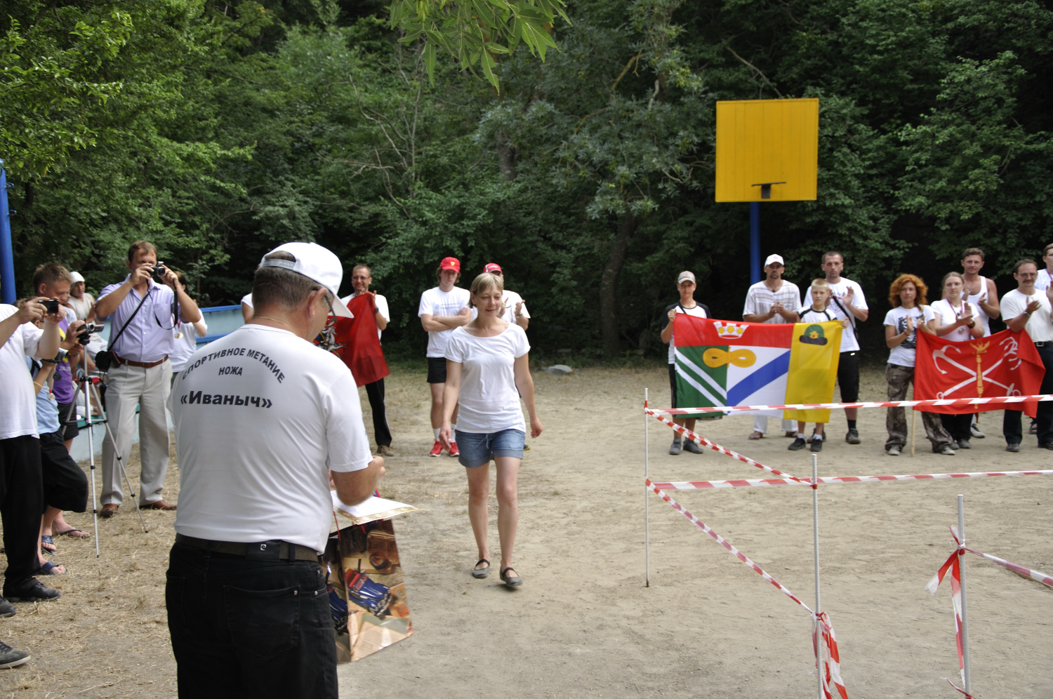 метание ножей, ,Новороссийск, июль 2011 года. Чемпионат России по спортивному метанию ножа. Солнце, море и эмоции. 