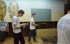 метание ножей, ,13  открытый Чемпионат и Первенство Самарской Государственной областной академии Наяновой по «Универсальному бою», упражнение спортивное метание ножа, 22  февраля 2015 г. Фото Громов Сергей 