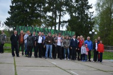 метание ножей, ,10-11 мая 2014 года в доме отдыха Космодром, недалеко от подмосковного Пушкино прошел Третий Звездный турнир по спортивному метанию ножа. 
Отличная организация: все было подготовлено отменно и соревнование доставило огромное удовольствие! А душевная атмосфера дала большой позитивный настрой участникам и зрителям!
Кроме этого, шесть стендов повысили динамику проведения соревнований . Расположение их выбрано отлично : солнце уже не будет докучать спортсменам в любое время дня.
Огромное спасибо за праздник ! 
