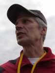 метание ножей, ,23-25 августа во французском городе Каллак прошел первый чемпионат мира по версии Европейской ассоциации метателей ножей. Это был настоящий праздник метания - съехалось более 150 участников. На центральном стадионе города стояло 12 стендов для основных упражнений и еще столько же для дополнительных. Финалы проходили в присутствии более 500 зрителей. Прекрасно организованное пространство, где и участники и зрители чувствовали себя свободно и комфортно.
Большое спасибо организаторам! 