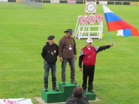 метание ножей, ,23-25 августа во французском городе Каллак прошел первый чемпионат мира по версии Европейской ассоциации метателей ножей. Это был настоящий праздник метания - съехалось более 150 участников. На центральном стадионе города стояло 12 стендов для основных упражнений и еще столько же для дополнительных. Финалы проходили в присутствии более 500 зрителей. Прекрасно организованное пространство, где и участники и зрители чувствовали себя свободно и комфортно.
Большое спасибо организаторам! 