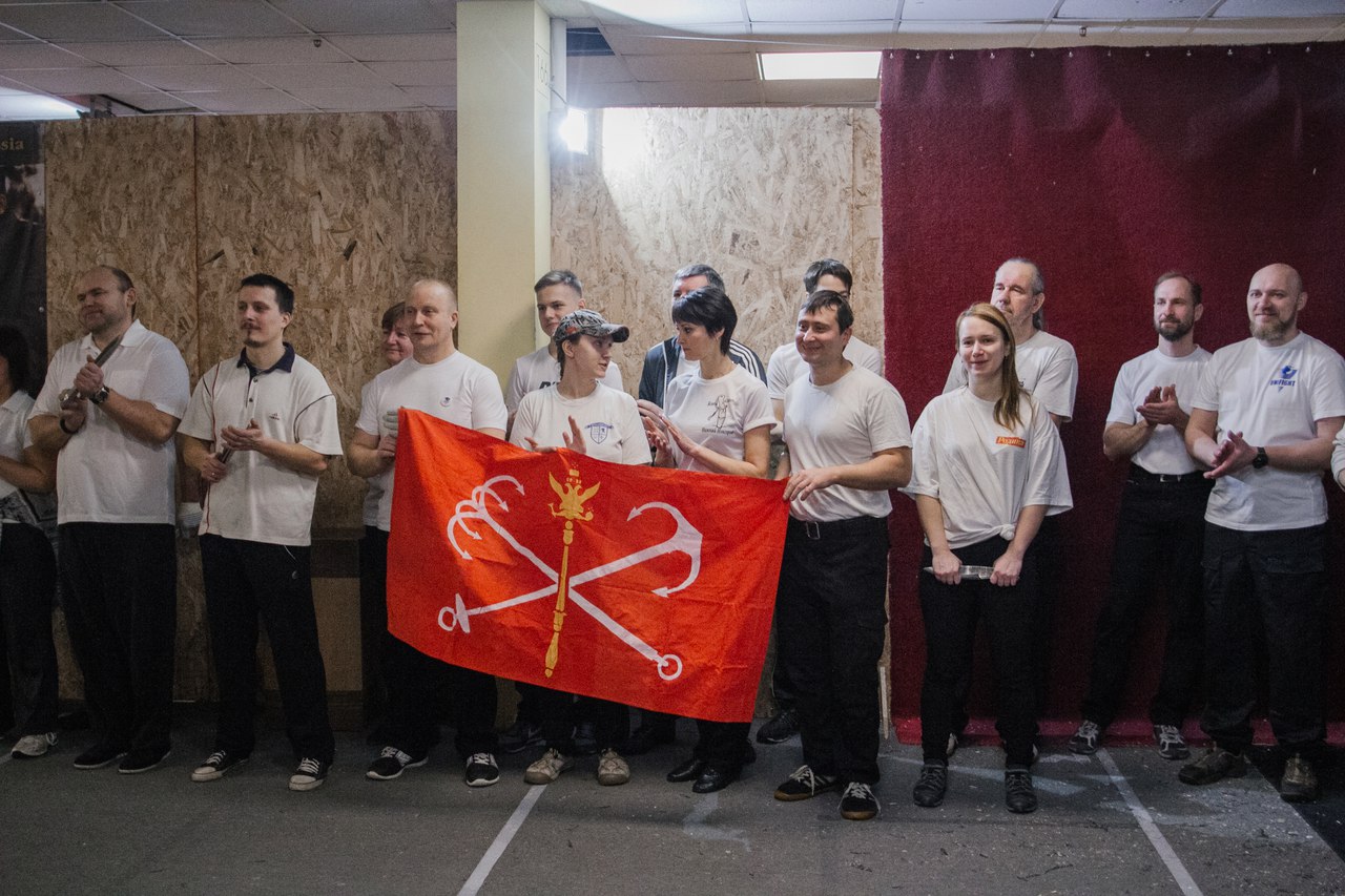 метание ножей, ,27-28 февраля в клубе 78 Легион прошел первый этап Кубка Санкт-Петербурга по спортивному метанию ножей. Очень качественные фото.  