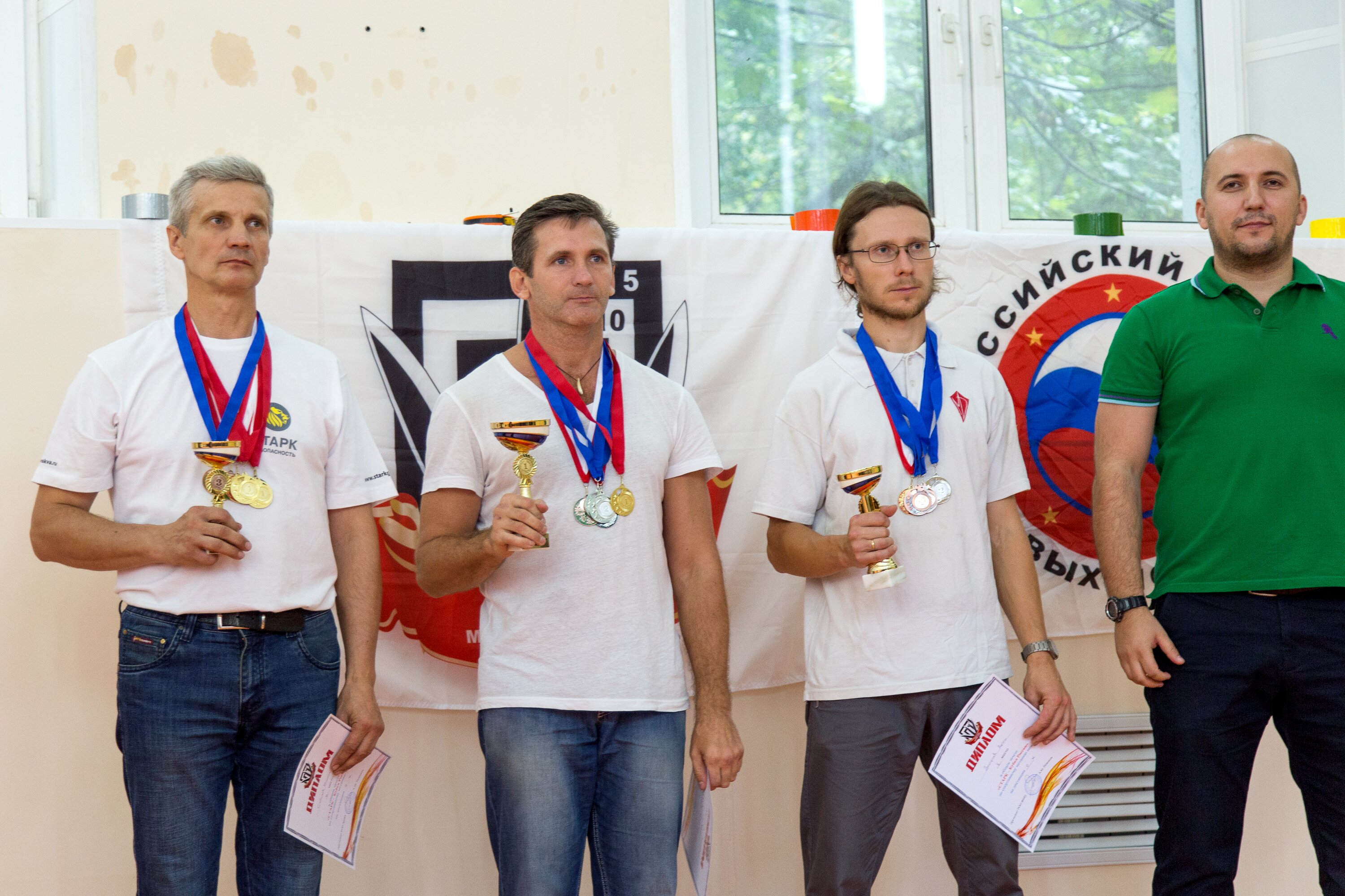 метание ножей, ,September 3-4 in Moscow hosted the annual tournament of knife throwing Silver knife. On start held rewarding the winners of the children's set-off, it was held separately. Silver knife was also the final stage of the Russian Cup, at the end awarded the winners of the Cup.
Beautiful pictures from Anna Kortunova. 